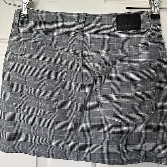 plaid skirt - Picture 2 of 3